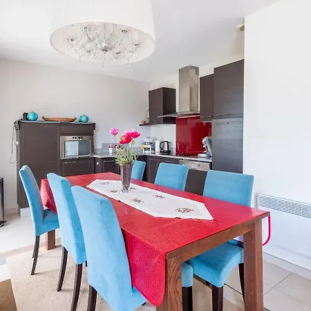 Alluring Holiday In With Swimming Pool